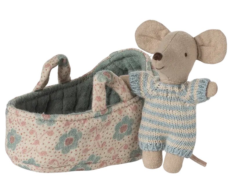 Bébé souris dans son couffin - Bleu
