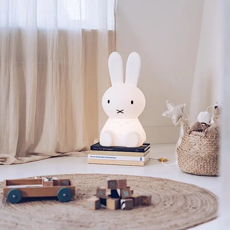Lampe Star Light Miffy and Friends