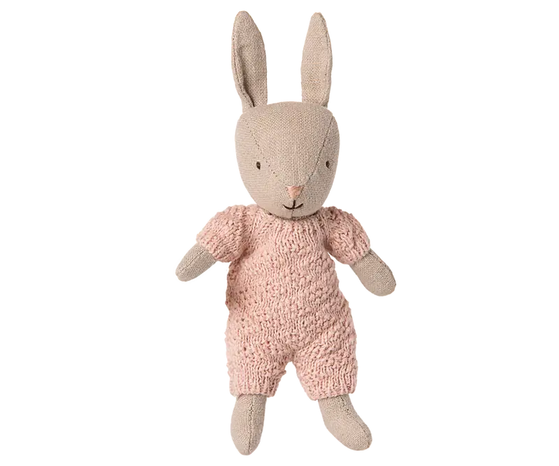 Lapin en combinaison tricot Rose