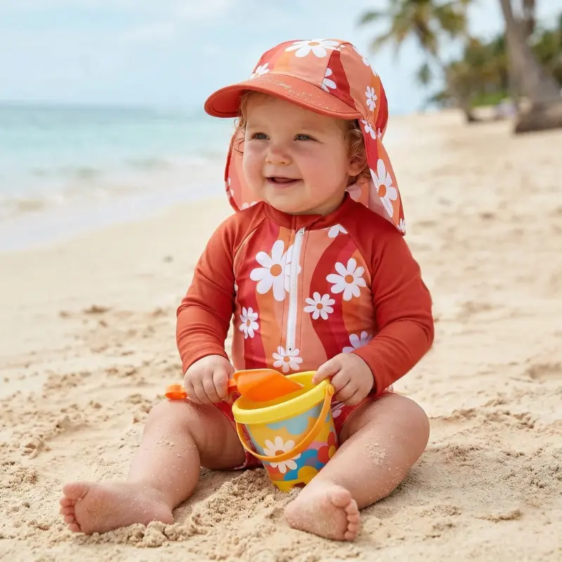 Maillot de Bain Bébé Fille avec Casquette – Lindsay – 3 mois-4 ans