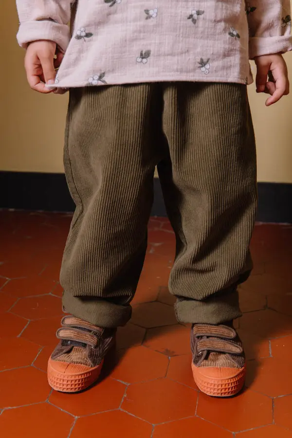 Pantalon Carott Dark Olive - Studio Bohème
