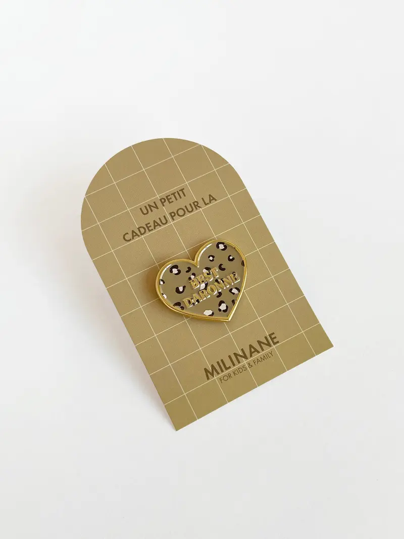 Pin’s émaillé Capucine – Best Daronne