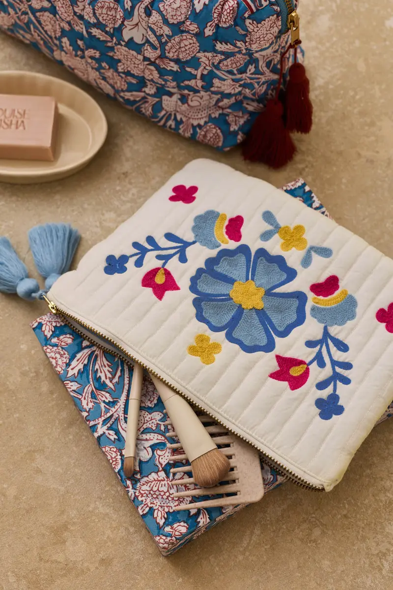 Pochette Domina