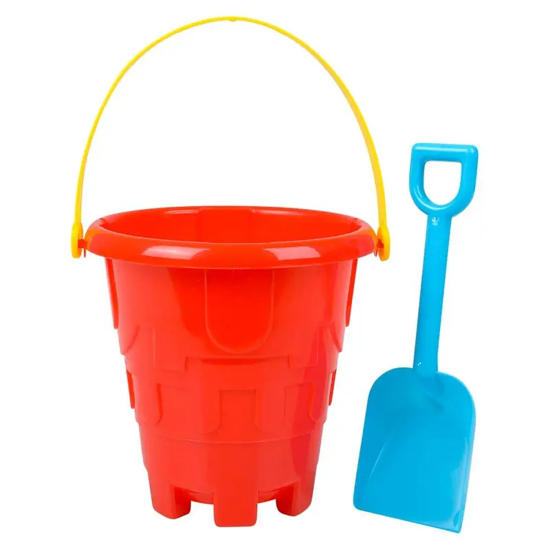 Seau de plage avec pelle