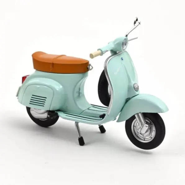 Vespa 50 N 1969 miniature 1/18 bleu aigue-marine