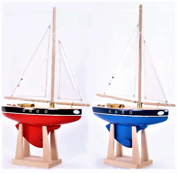Voilier Tirot 30cm