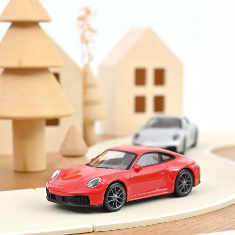 Voiture Porsche 911 GTS rouge 1/43